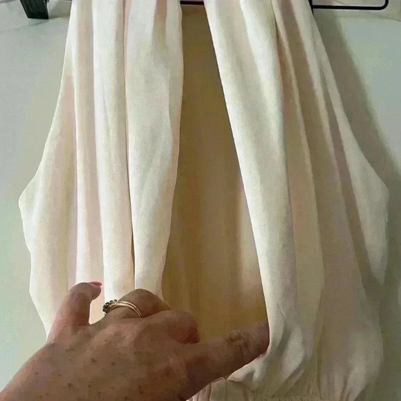 Forever 21 Ivory Dress, Lined, Women’s Size Small Open Back - Picture 12 of 13